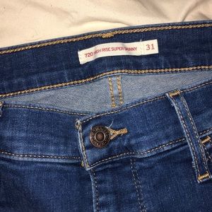 Levi’s 720 high rise super skinny Jean